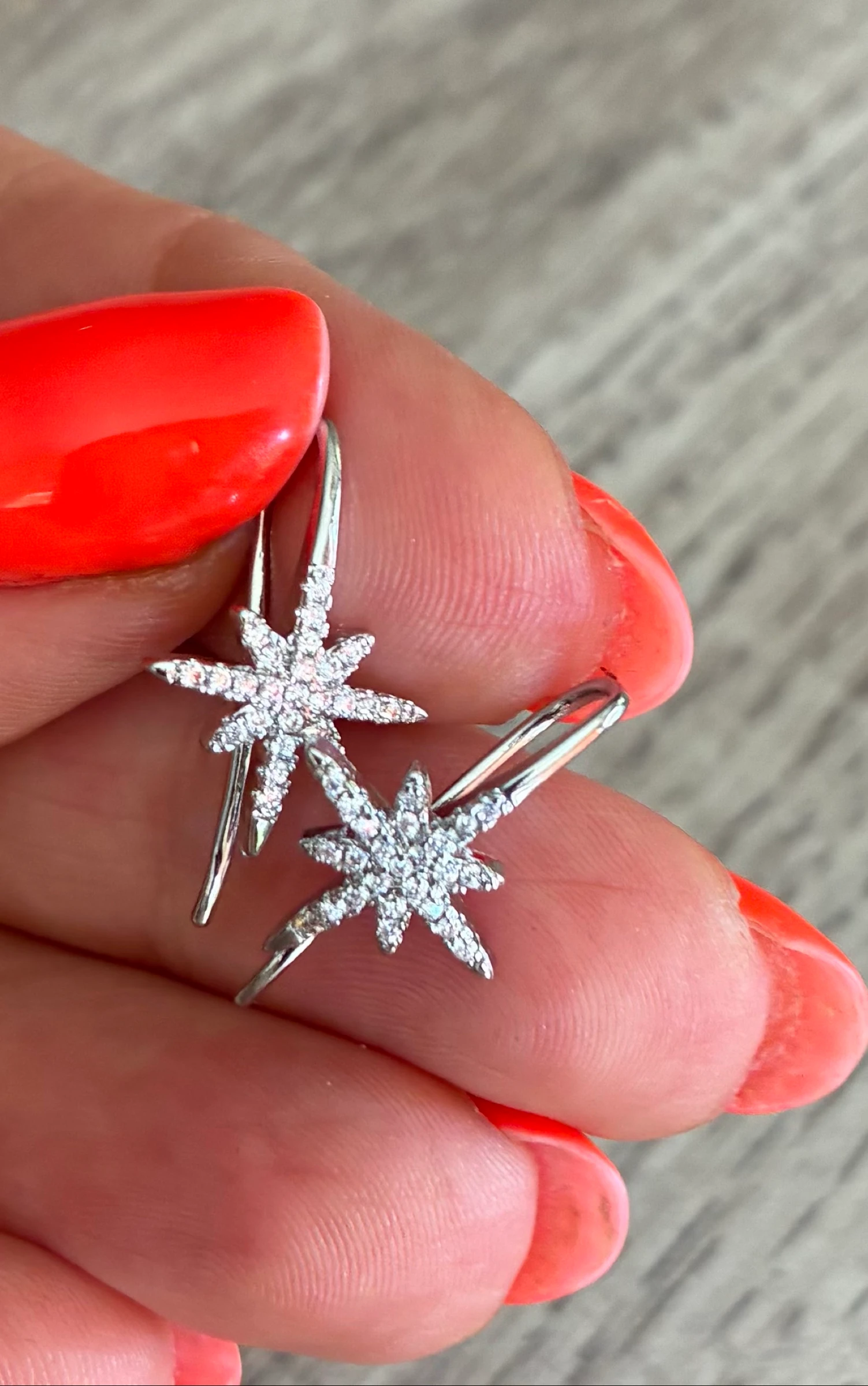 Boucles d’oreilles acier - étoile en strass 